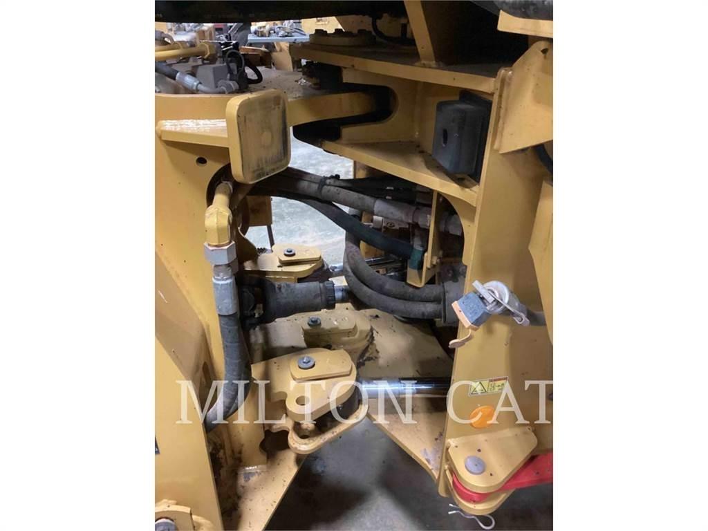 CAT 938M Tekerlekli yükleyiciler