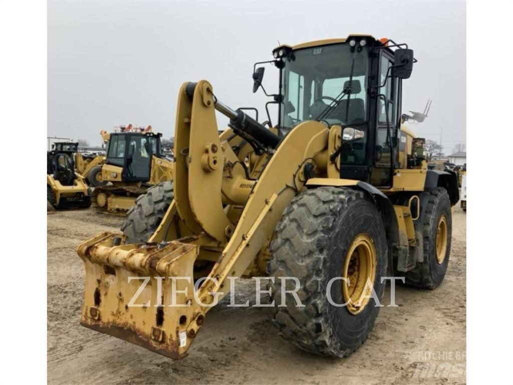 CAT 938M Tekerlekli yükleyiciler