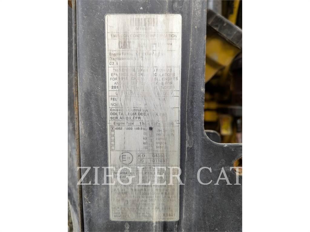 CAT 938M Tekerlekli yükleyiciler
