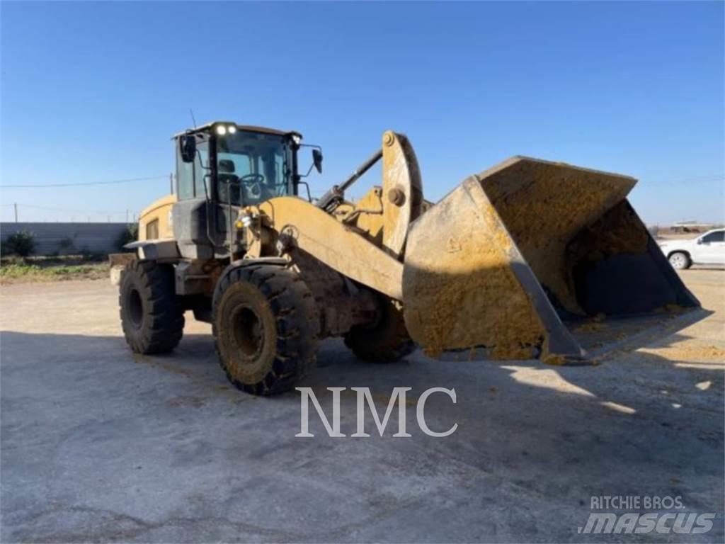 CAT 938M Tekerlekli yükleyiciler