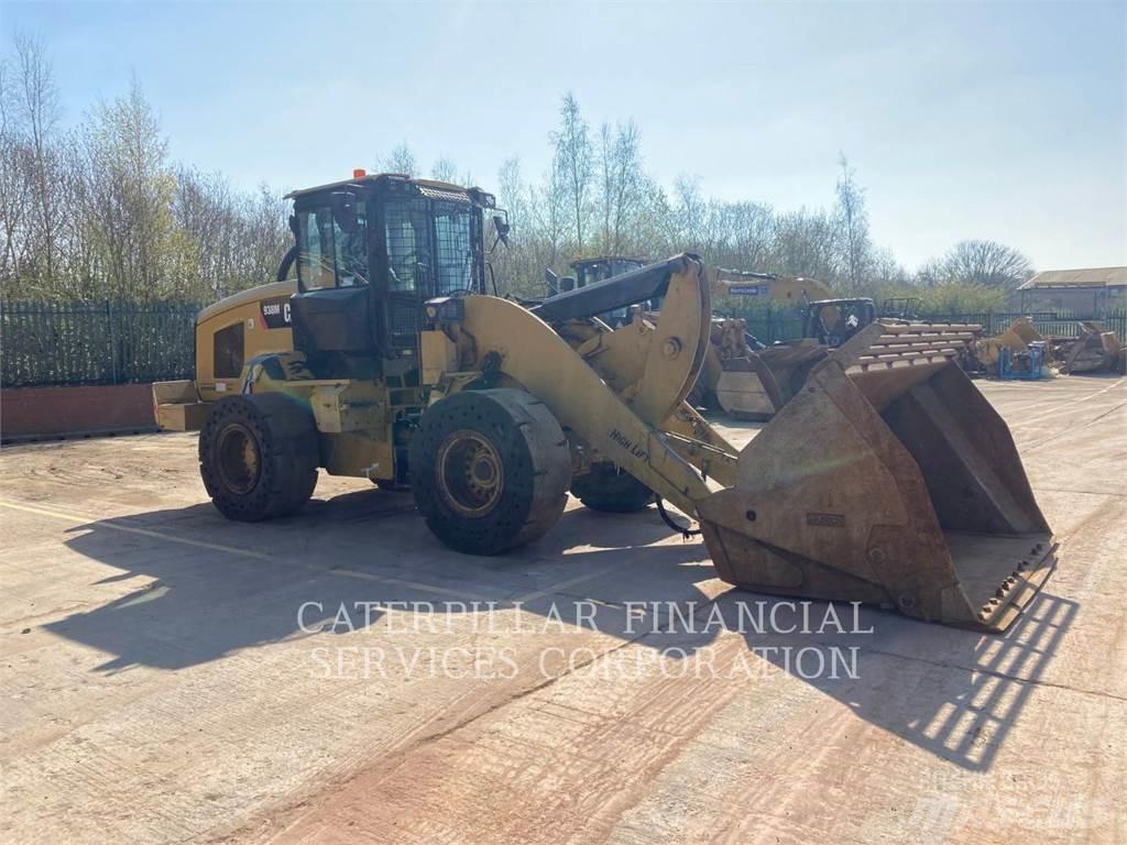 CAT 938M Tekerlekli yükleyiciler