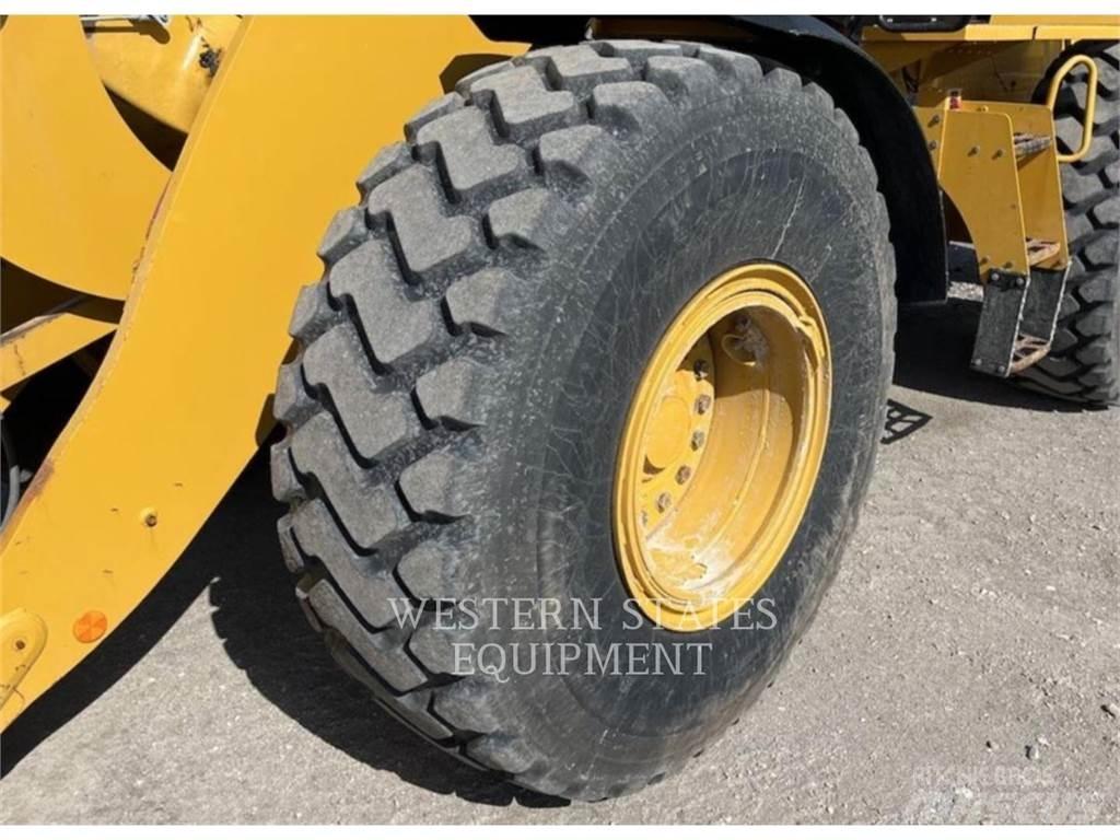 CAT 938M Tekerlekli yükleyiciler