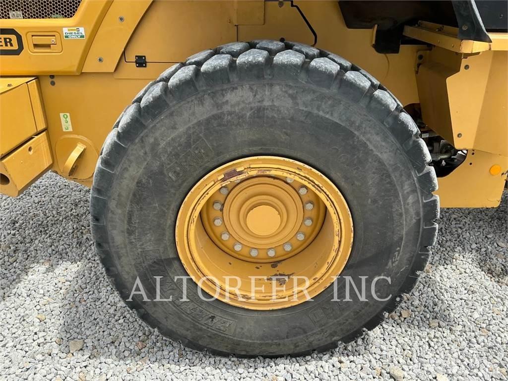 CAT 938M Tekerlekli yükleyiciler