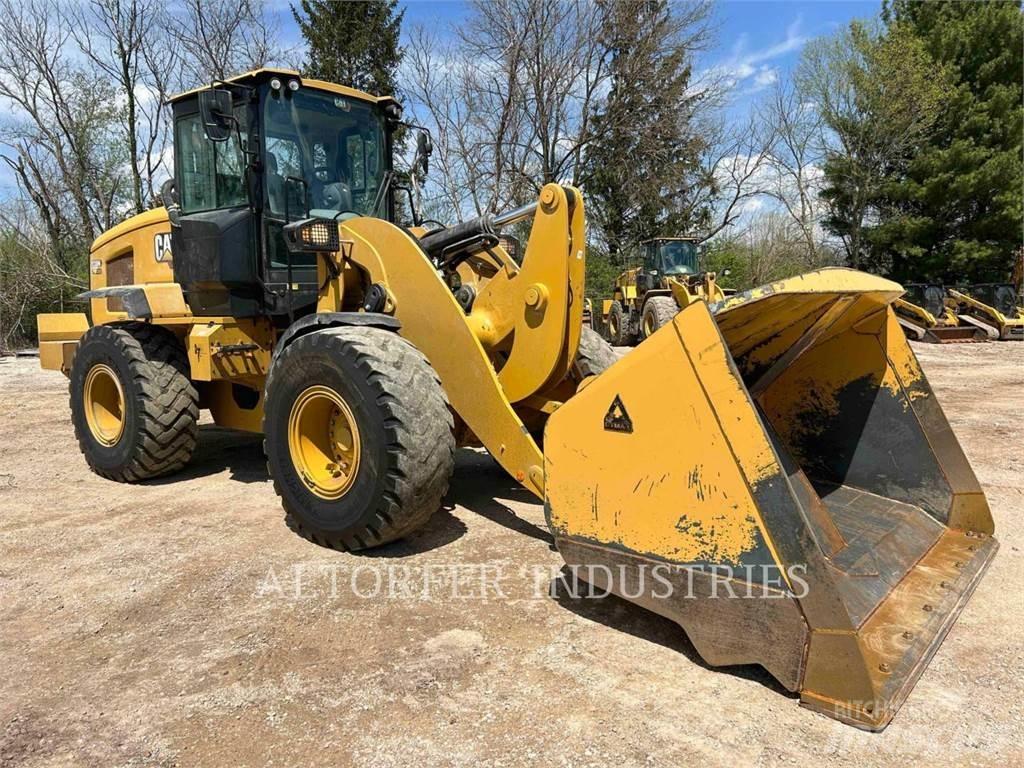 CAT 938M Tekerlekli yükleyiciler