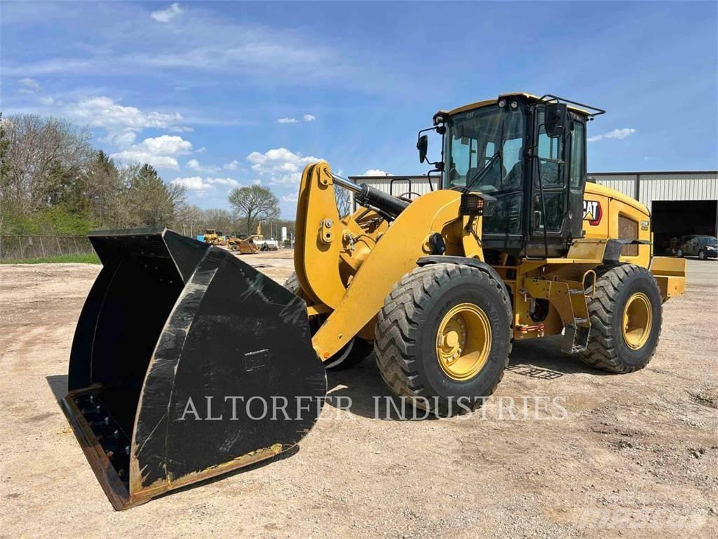 CAT 938M Tekerlekli yükleyiciler