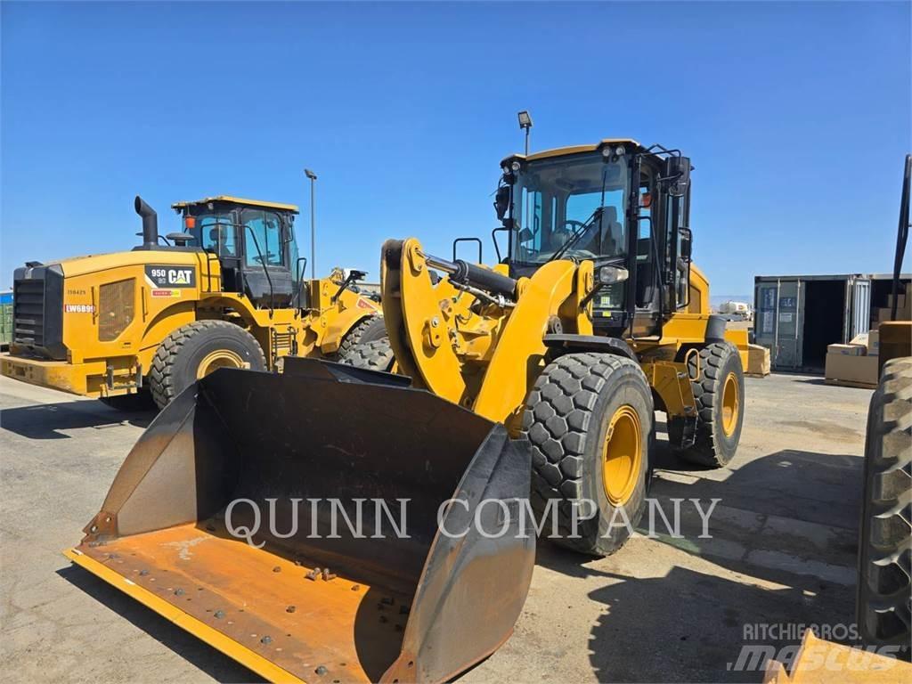 CAT 938M Tekerlekli yükleyiciler