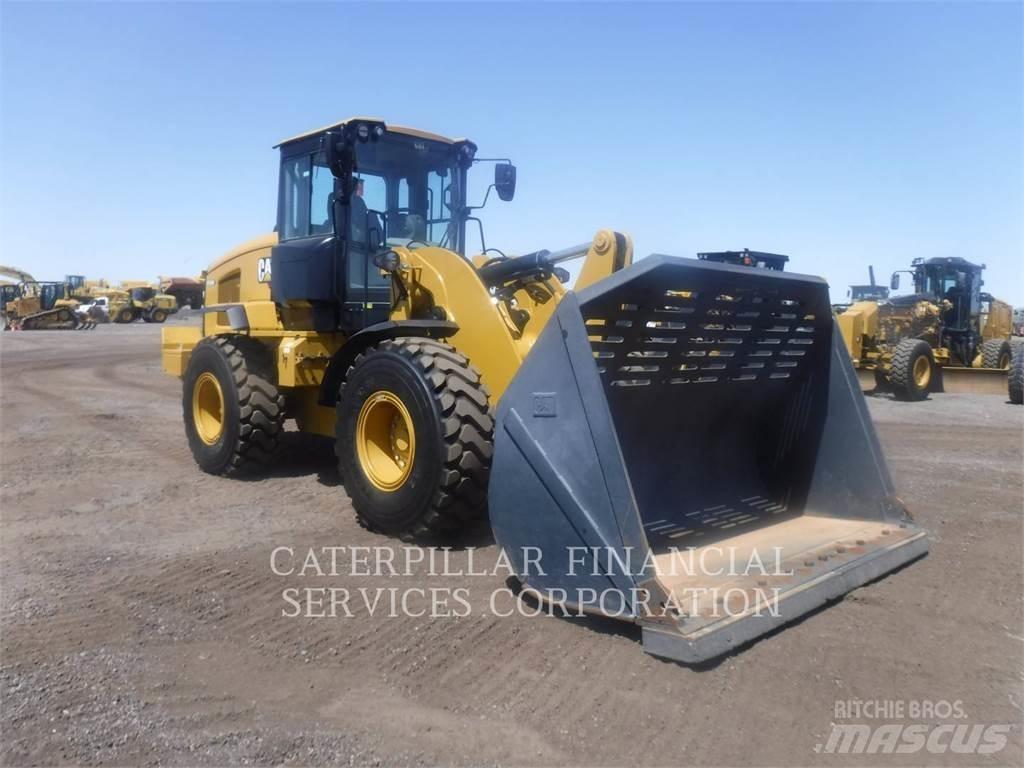 CAT 938M Tekerlekli yükleyiciler