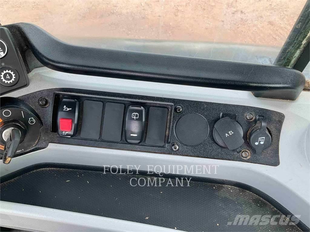 CAT 938M Tekerlekli yükleyiciler
