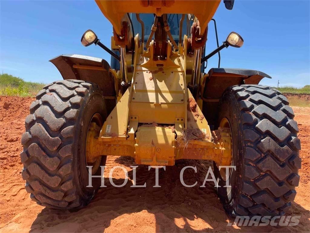 CAT 938M Tekerlekli yükleyiciler
