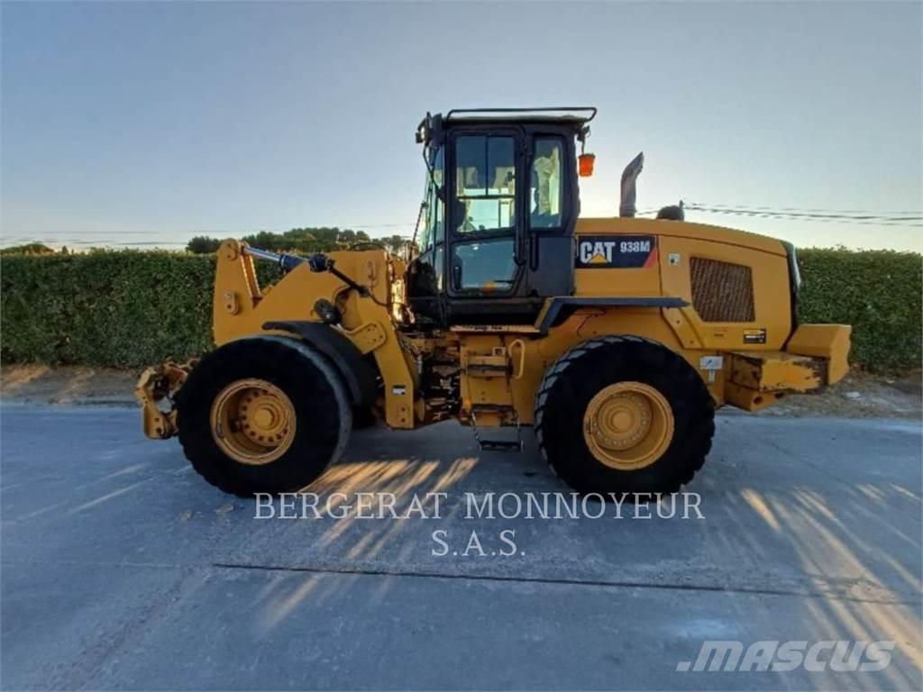 CAT 938M Tekerlekli yükleyiciler