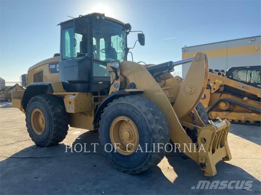 CAT 938M Tekerlekli yükleyiciler