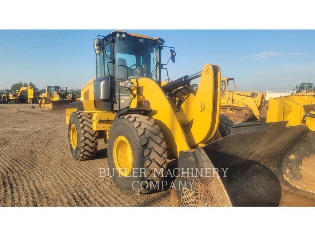 CAT 938M Tekerlekli yükleyiciler