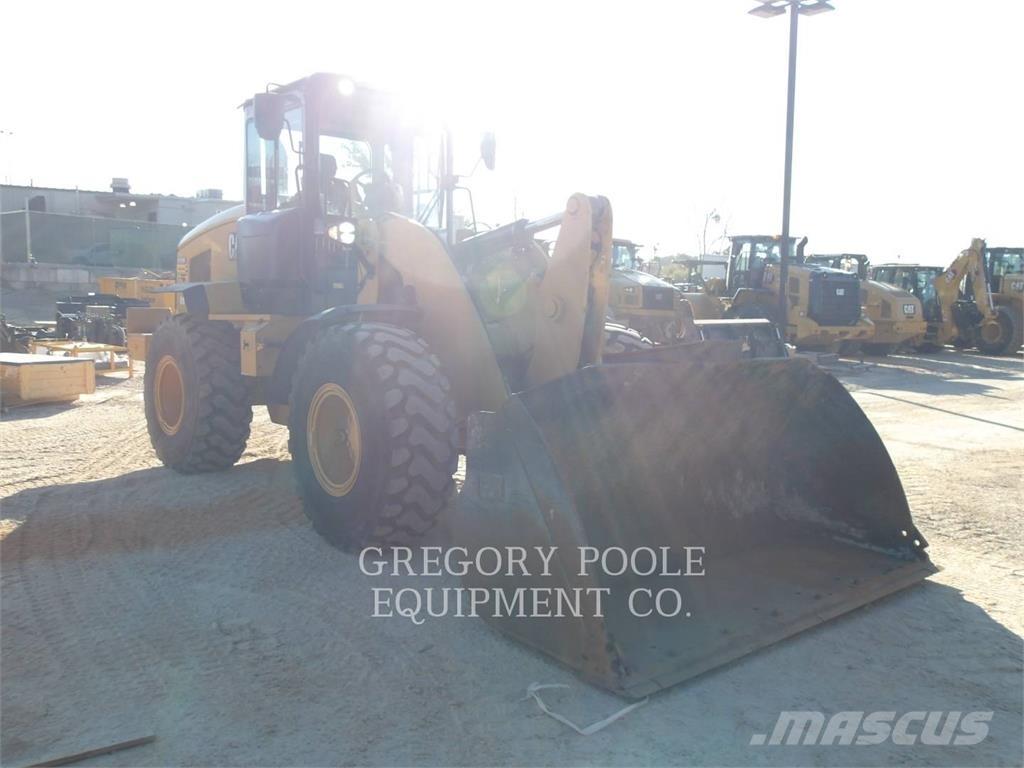 CAT 938M Tekerlekli yükleyiciler