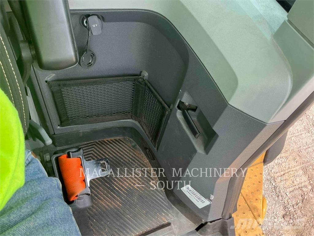 CAT 938M Tekerlekli yükleyiciler