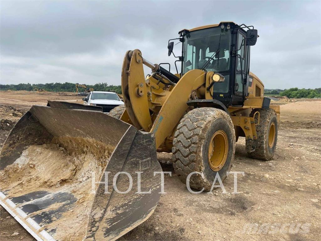 CAT 938M Tekerlekli yükleyiciler