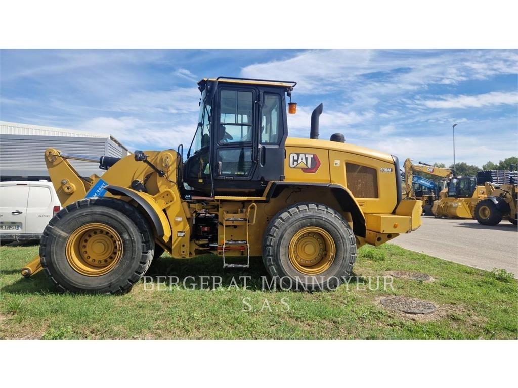 CAT 938M Tekerlekli yükleyiciler