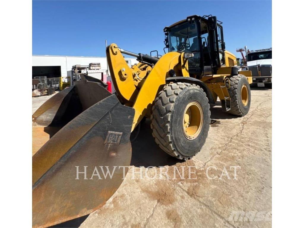 CAT 938M Tekerlekli yükleyiciler
