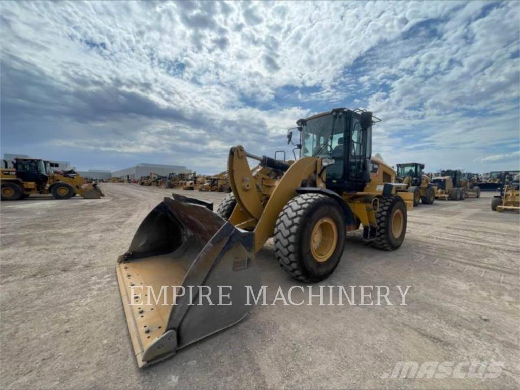 CAT 938M 3V FC Tekerlekli yükleyiciler