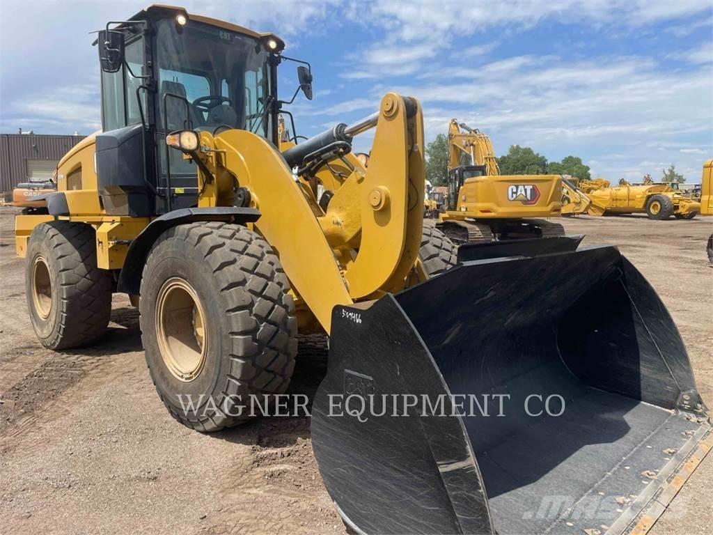 CAT 938M FC Tekerlekli yükleyiciler