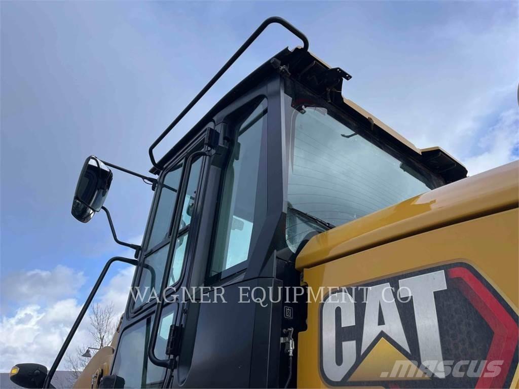 CAT 938M FC Tekerlekli yükleyiciler