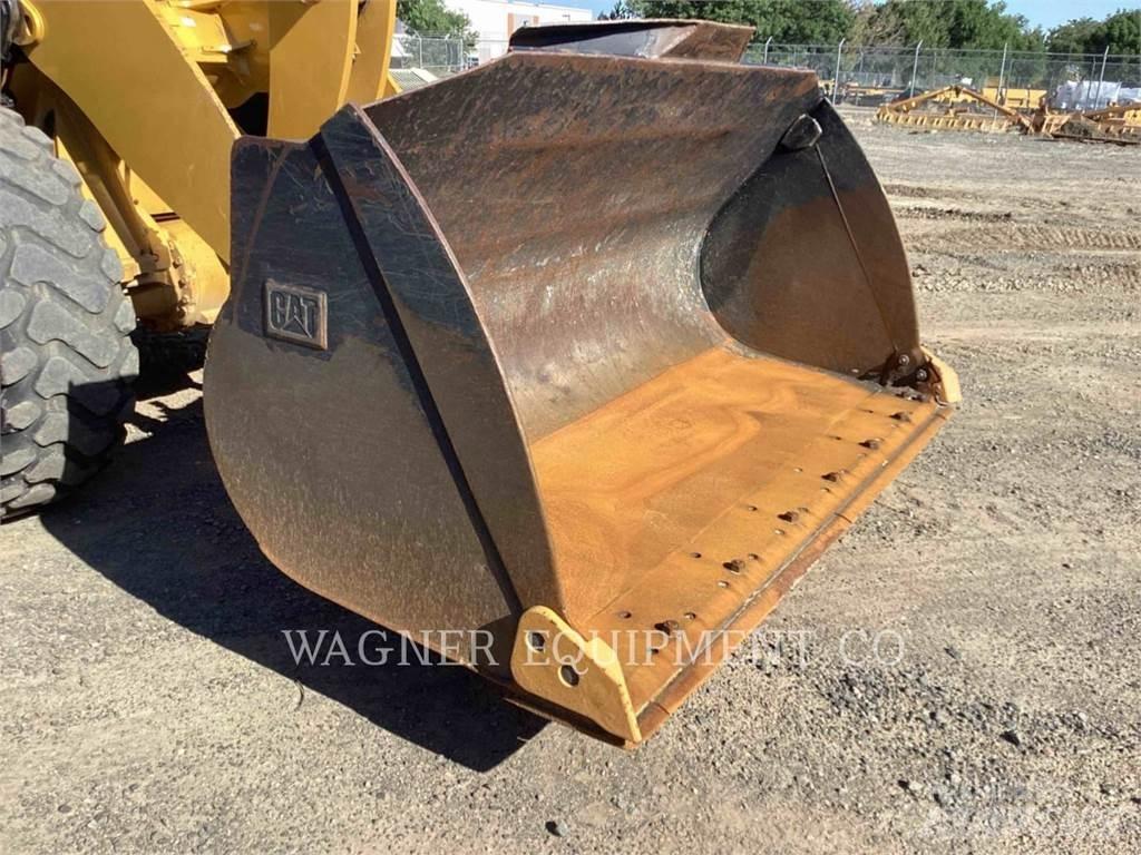 CAT 938M FC Tekerlekli yükleyiciler