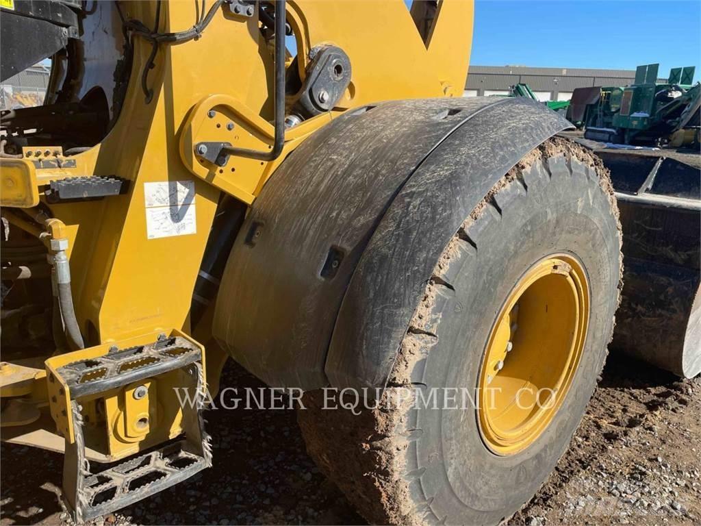 CAT 938M FC Tekerlekli yükleyiciler