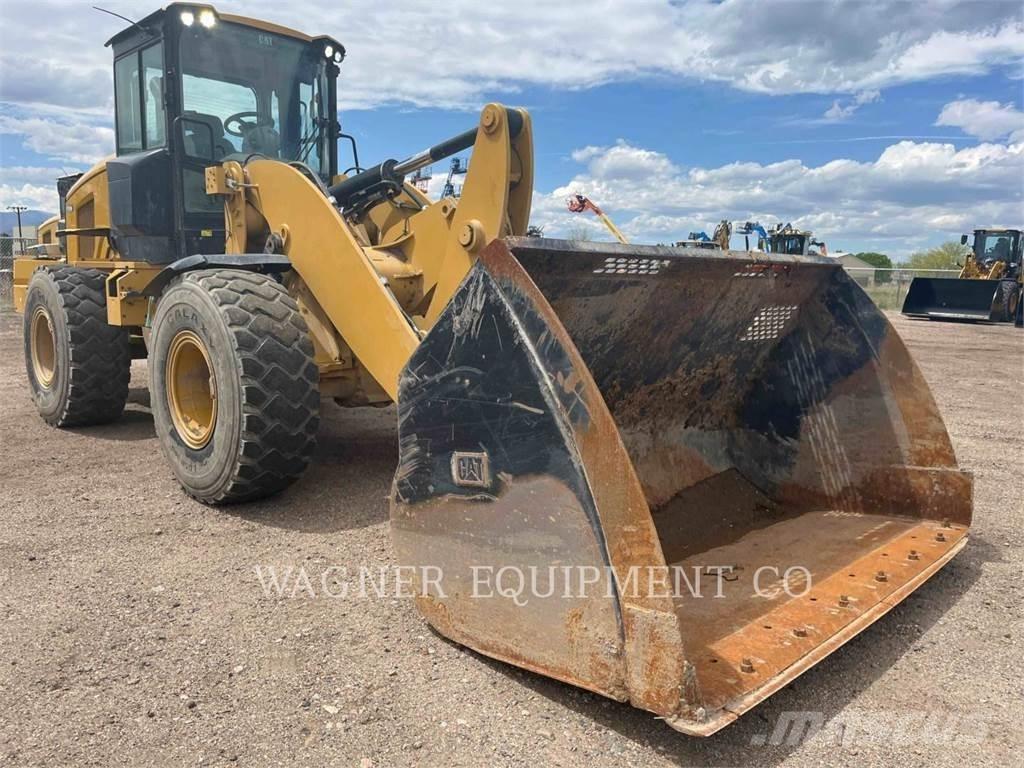 CAT 938M HL Tekerlekli yükleyiciler