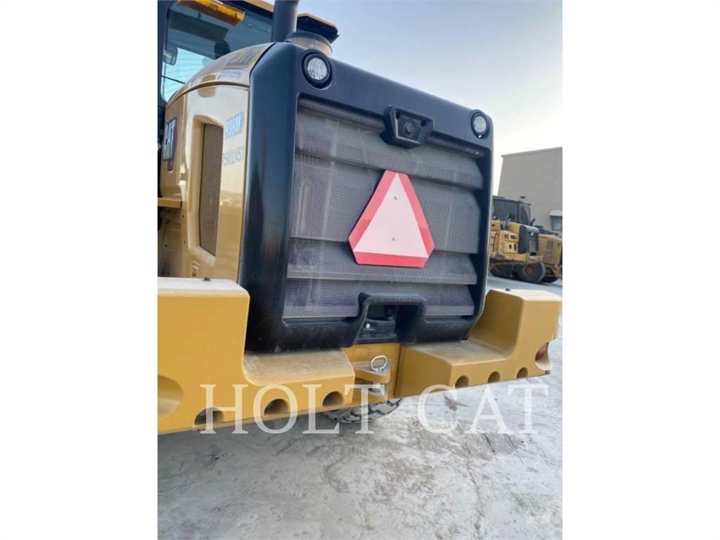 CAT 938M QC Tekerlekli yükleyiciler