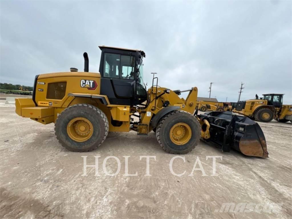 CAT 938M QC Tekerlekli yükleyiciler