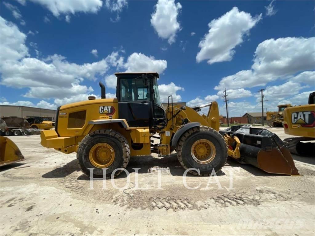 CAT 938M QC Tekerlekli yükleyiciler