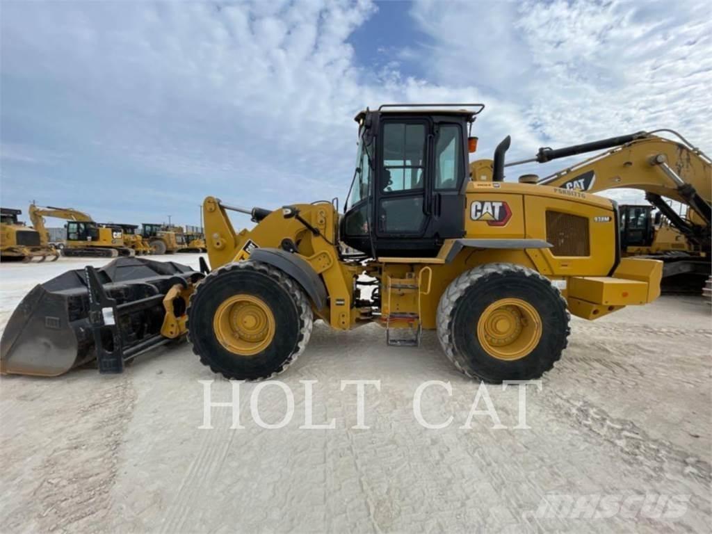 CAT 938M QC Tekerlekli yükleyiciler
