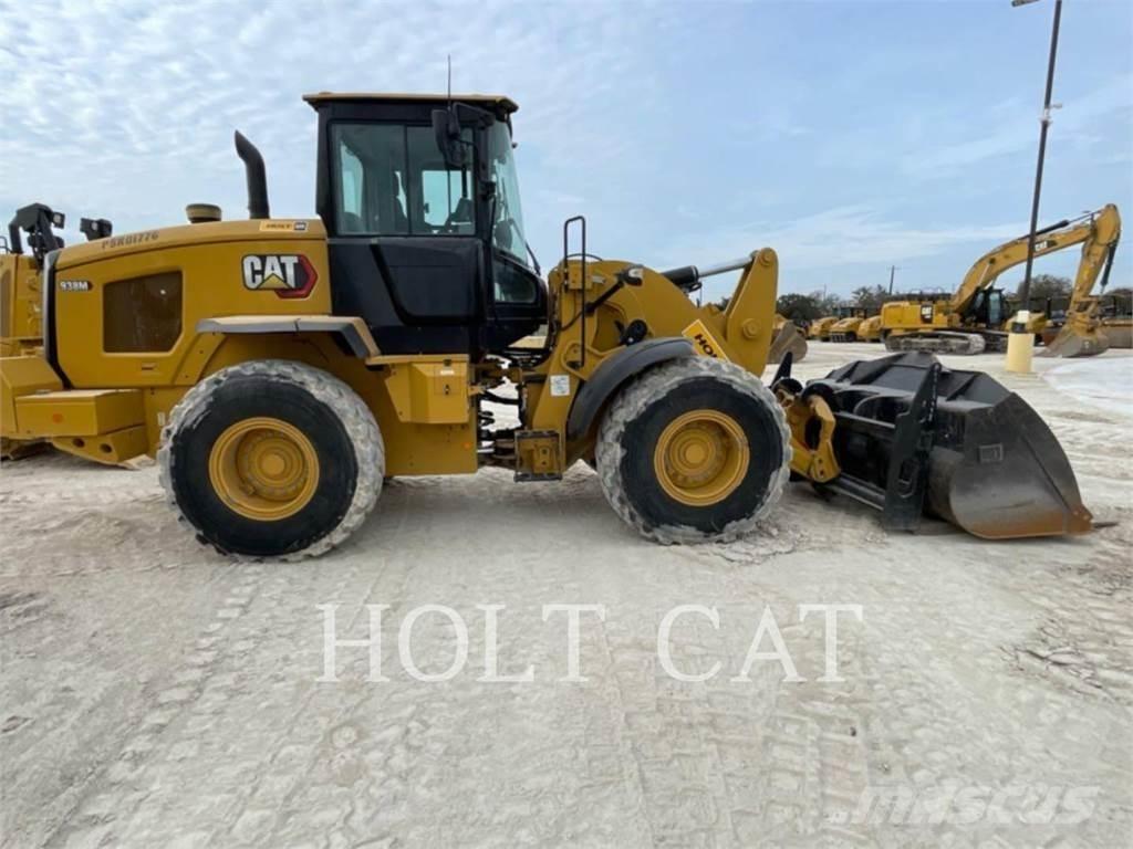 CAT 938M QC Tekerlekli yükleyiciler