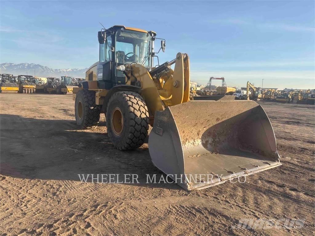 CAT 938M QC Tekerlekli yükleyiciler
