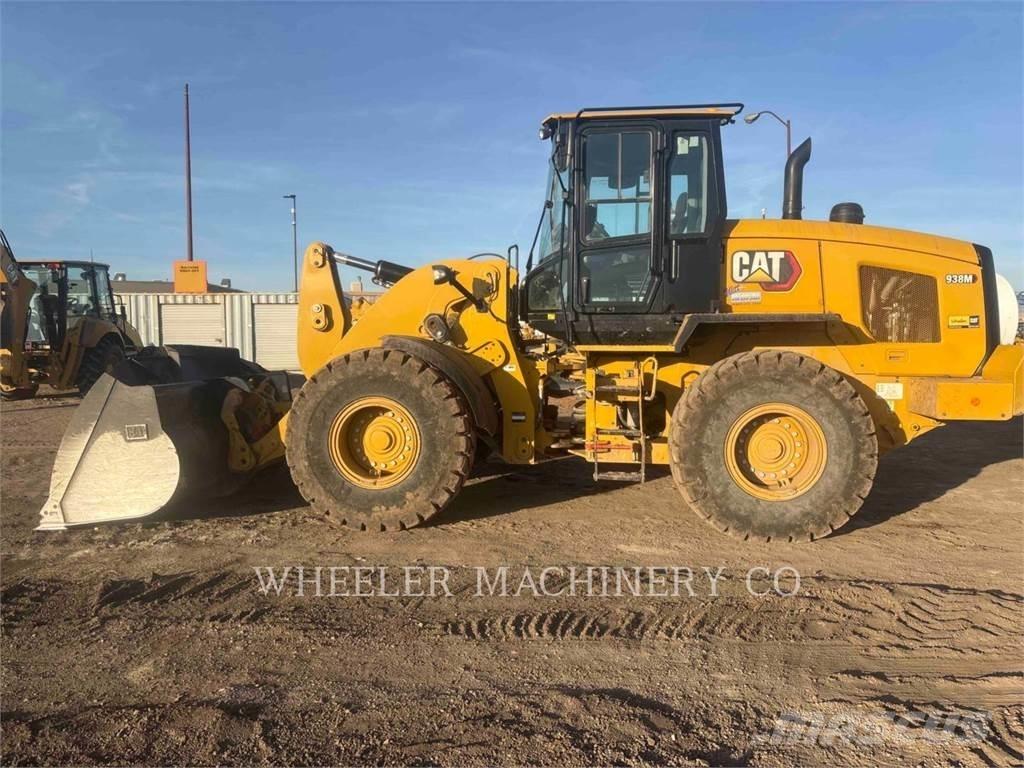CAT 938M QC Tekerlekli yükleyiciler