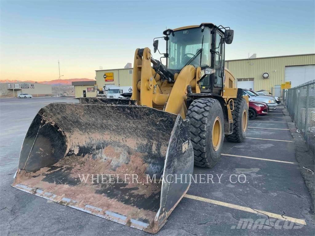 CAT 938M QC Tekerlekli yükleyiciler