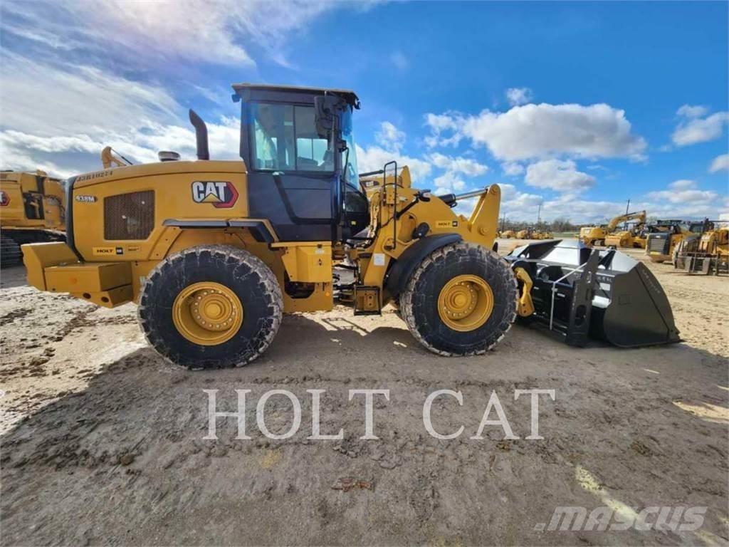 CAT 938M QC Tekerlekli yükleyiciler