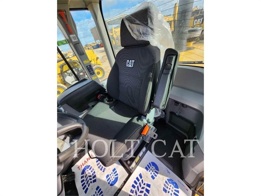 CAT 938M QC Tekerlekli yükleyiciler