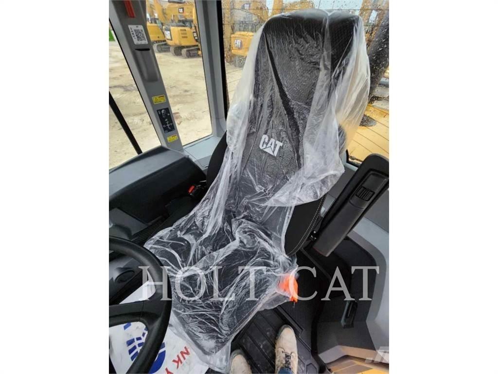 CAT 938M QC Tekerlekli yükleyiciler