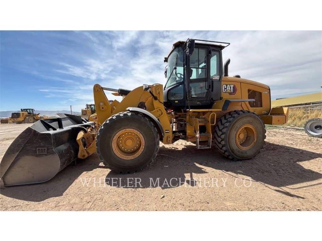 CAT 938M QC Tekerlekli yükleyiciler