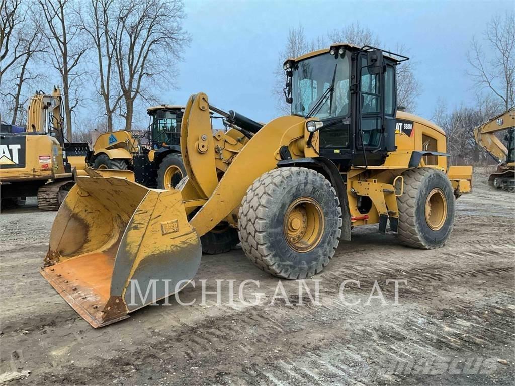 CAT 938M R+ Tekerlekli yükleyiciler