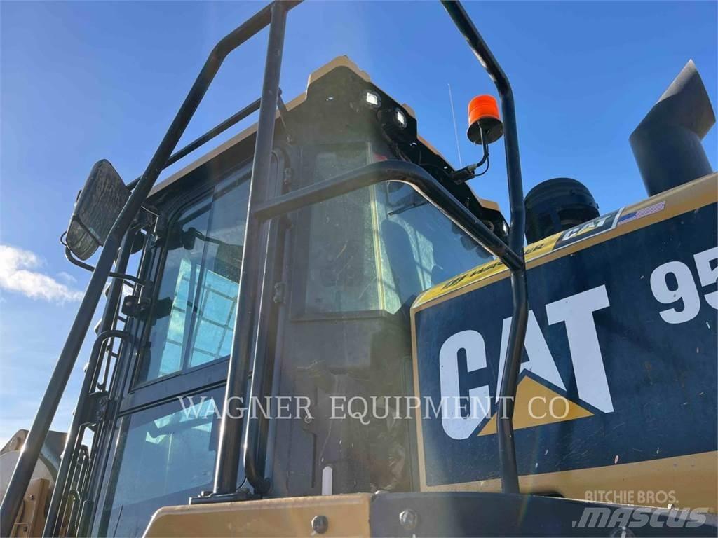 CAT 950M FC Tekerlekli yükleyiciler