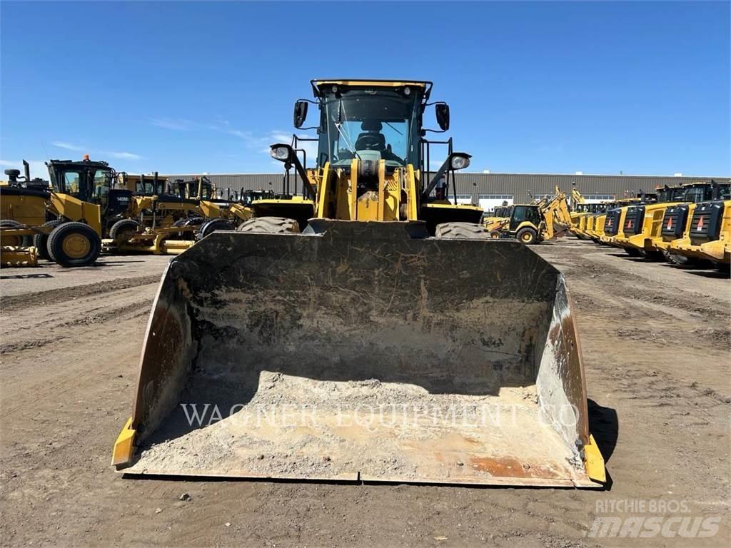 CAT 962M Tekerlekli yükleyiciler