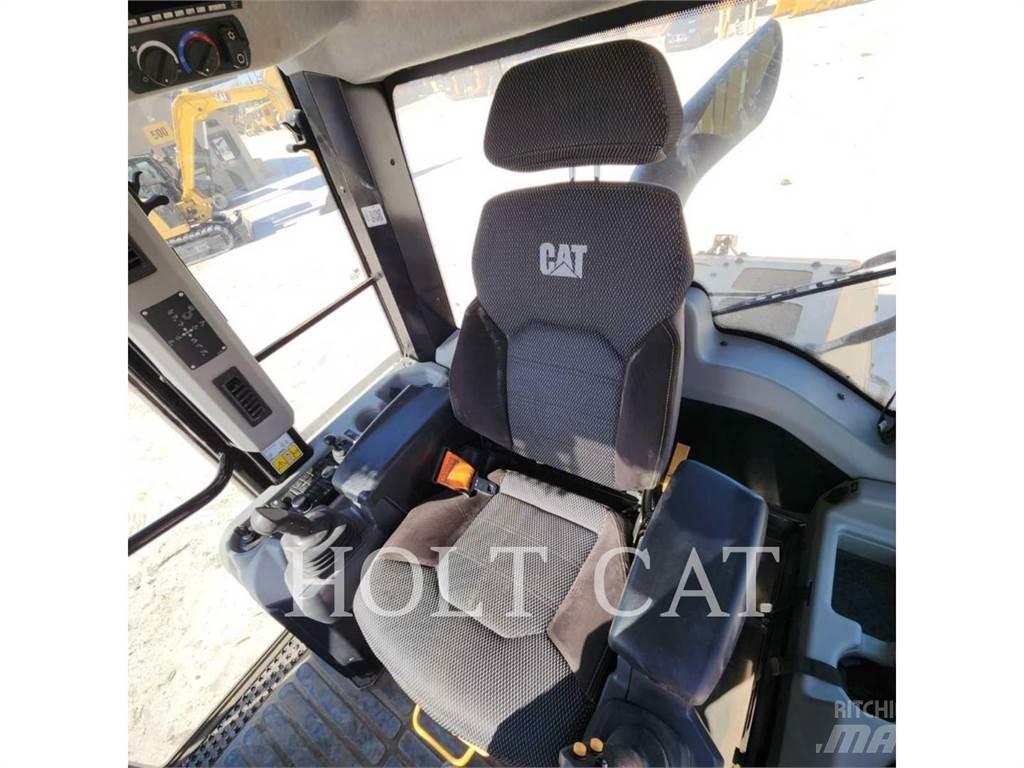 CAT 963 Paletli yükleyiciler