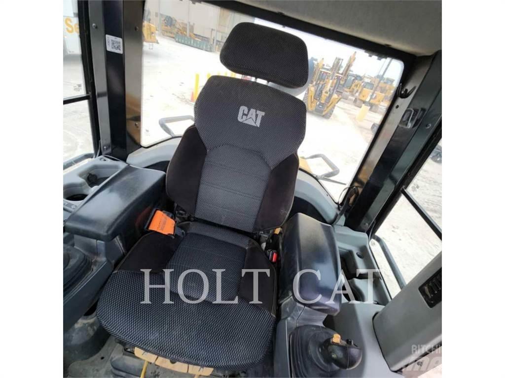 CAT 963 Paletli yükleyiciler