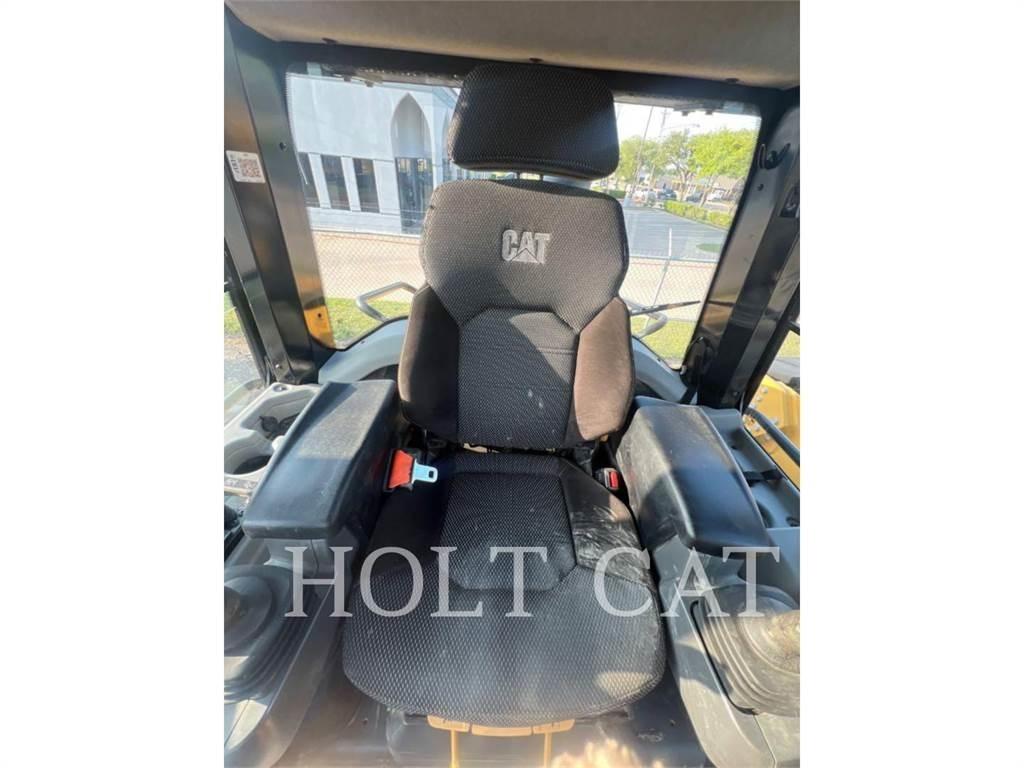 CAT 963 Paletli yükleyiciler