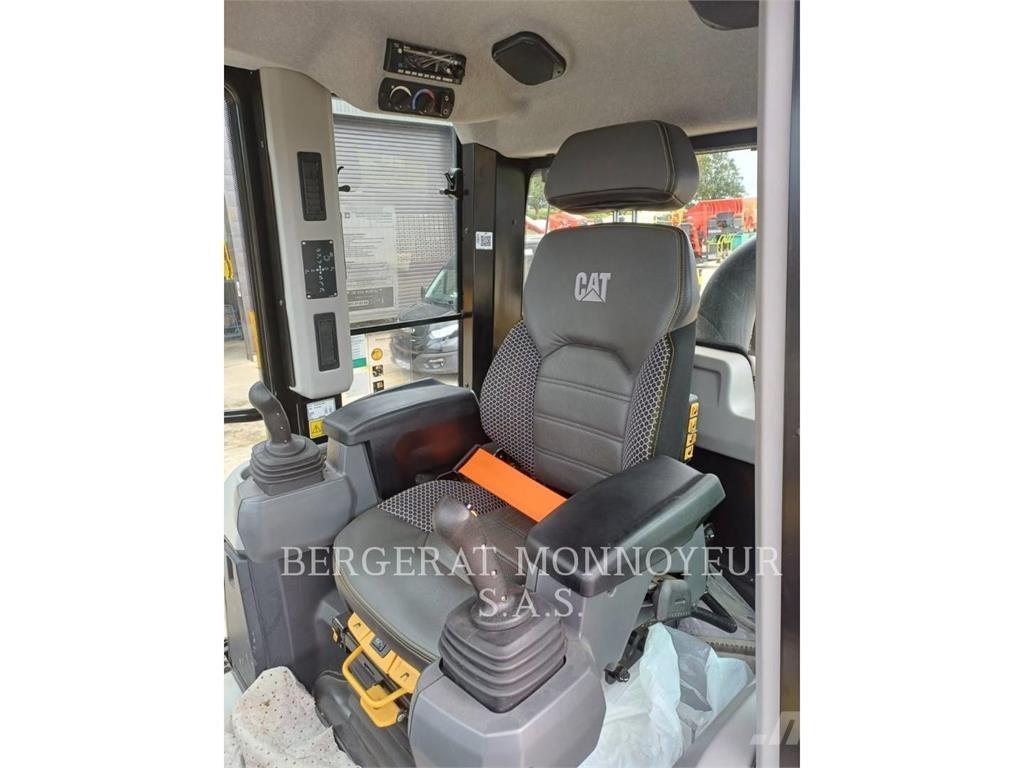 CAT 963 Paletli yükleyiciler
