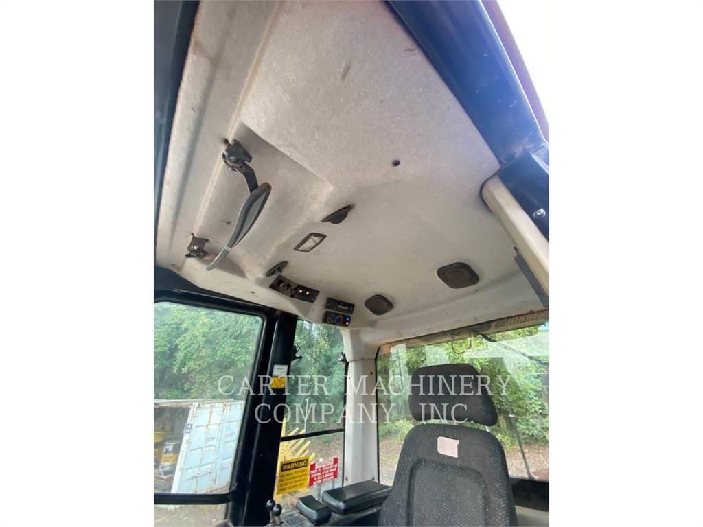 CAT 963D Paletli yükleyiciler