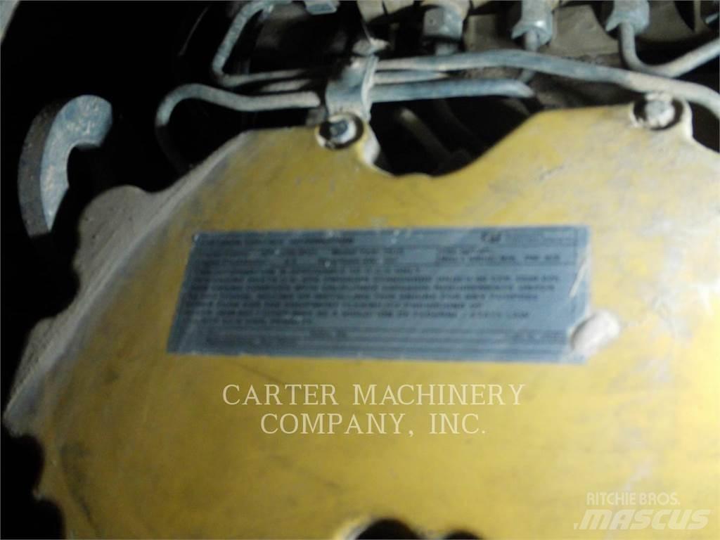 CAT 963D Paletli yükleyiciler