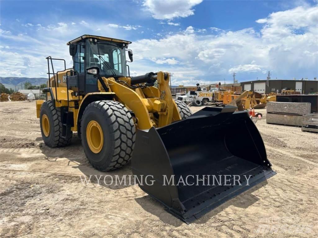 CAT 966 Tekerlekli yükleyiciler