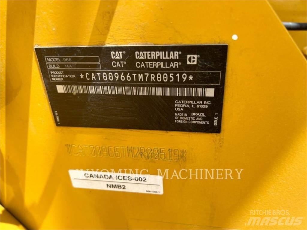 CAT 966 Tekerlekli yükleyiciler